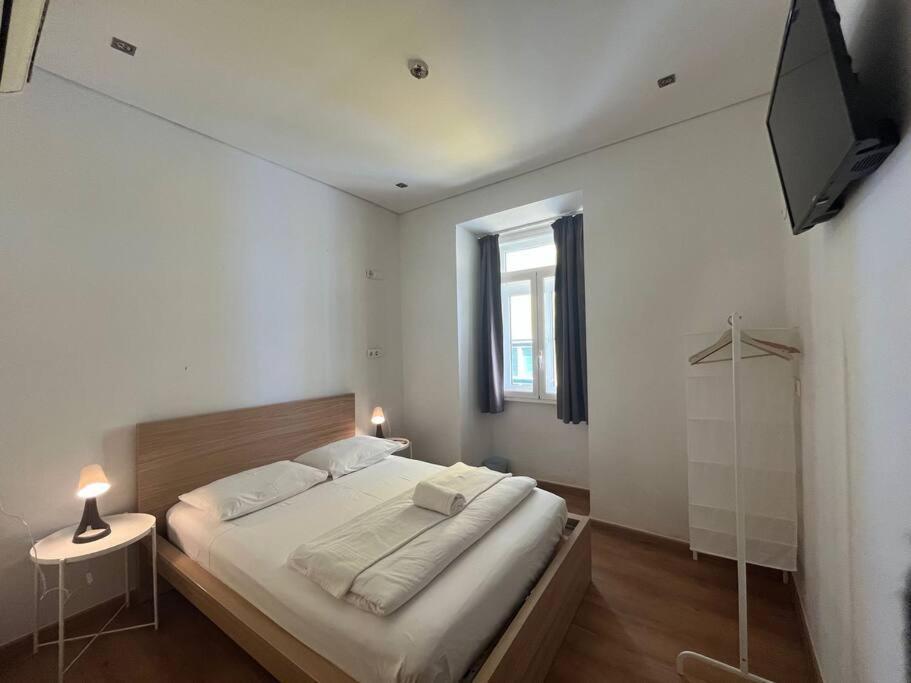 3 Bedroom Apartment - Bairro Alto Residence Lisbon Bagian luar foto